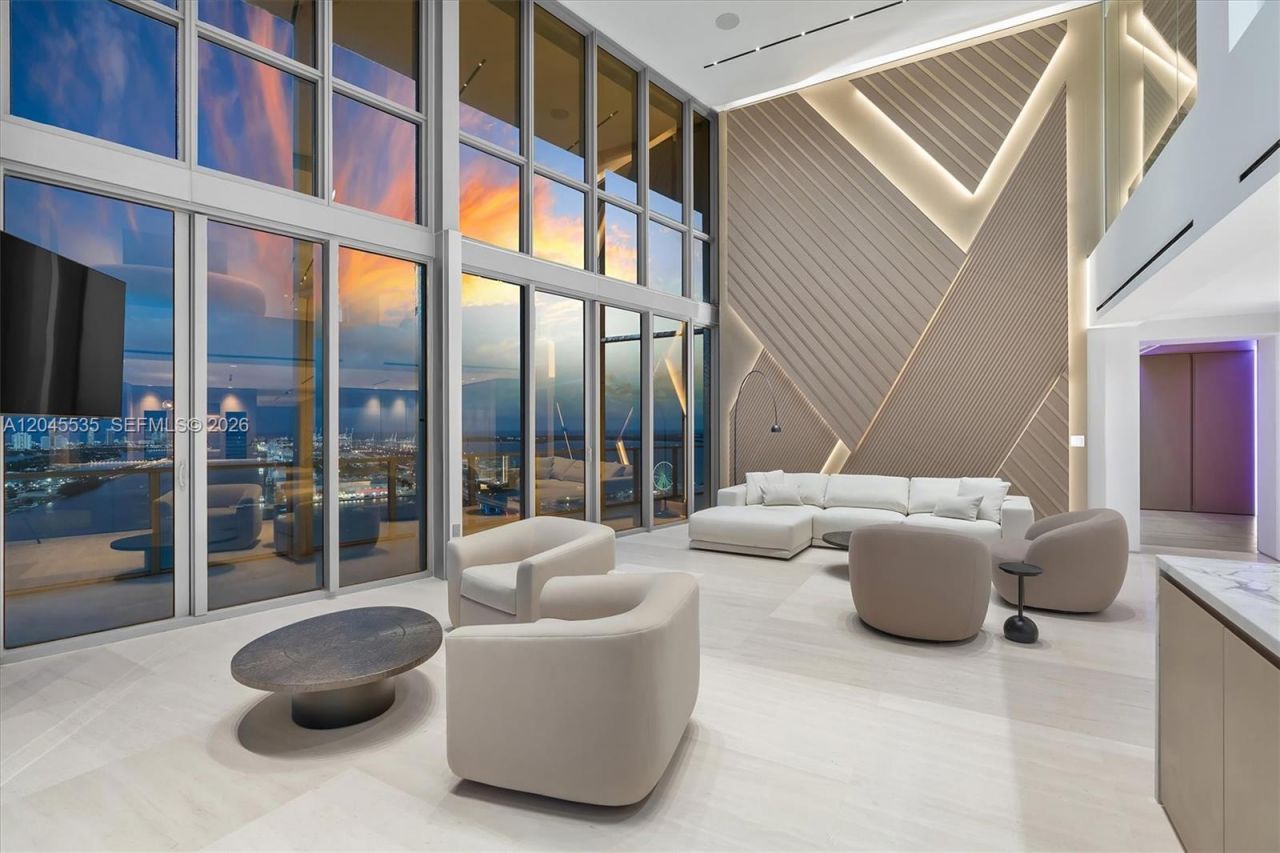 1100 Biscayne Blvd, Unit 3906, Miami, FL 33132 Photo