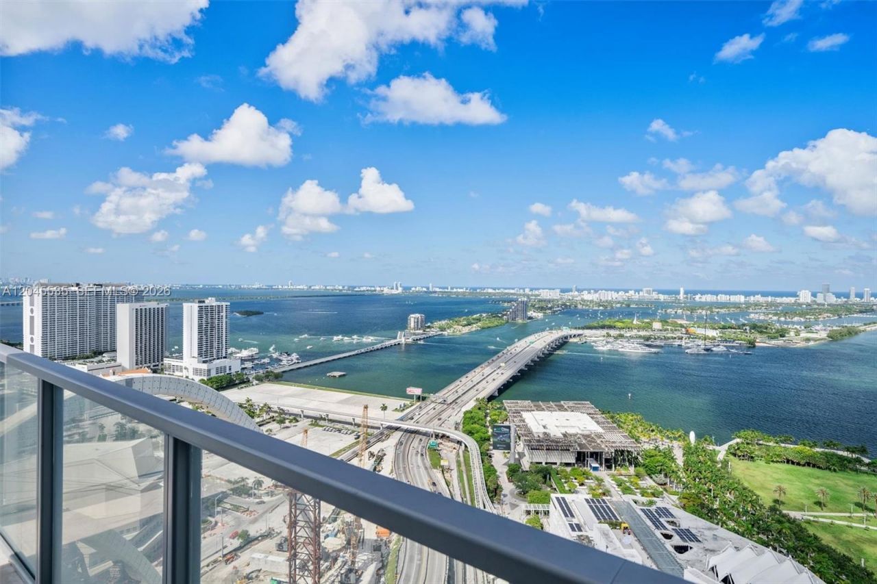 1100 Biscayne Blvd, Unit 3906, Miami, FL 33132 Photo