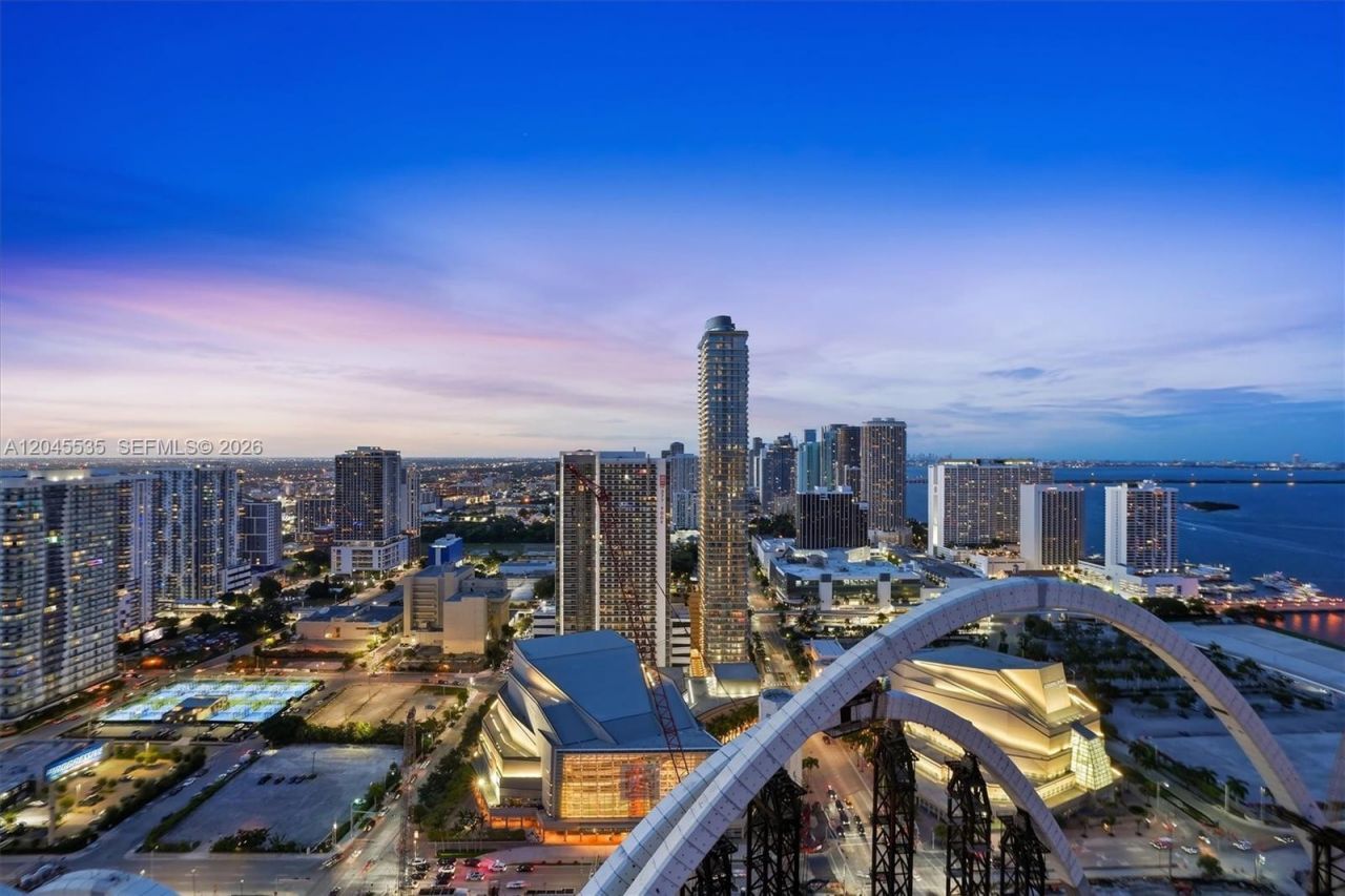 1100 Biscayne Blvd, Unit 3906, Miami, FL 33132 Photo