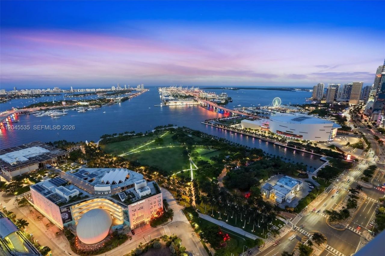 1100 Biscayne Blvd, Unit 3906, Miami, FL 33132 Photo