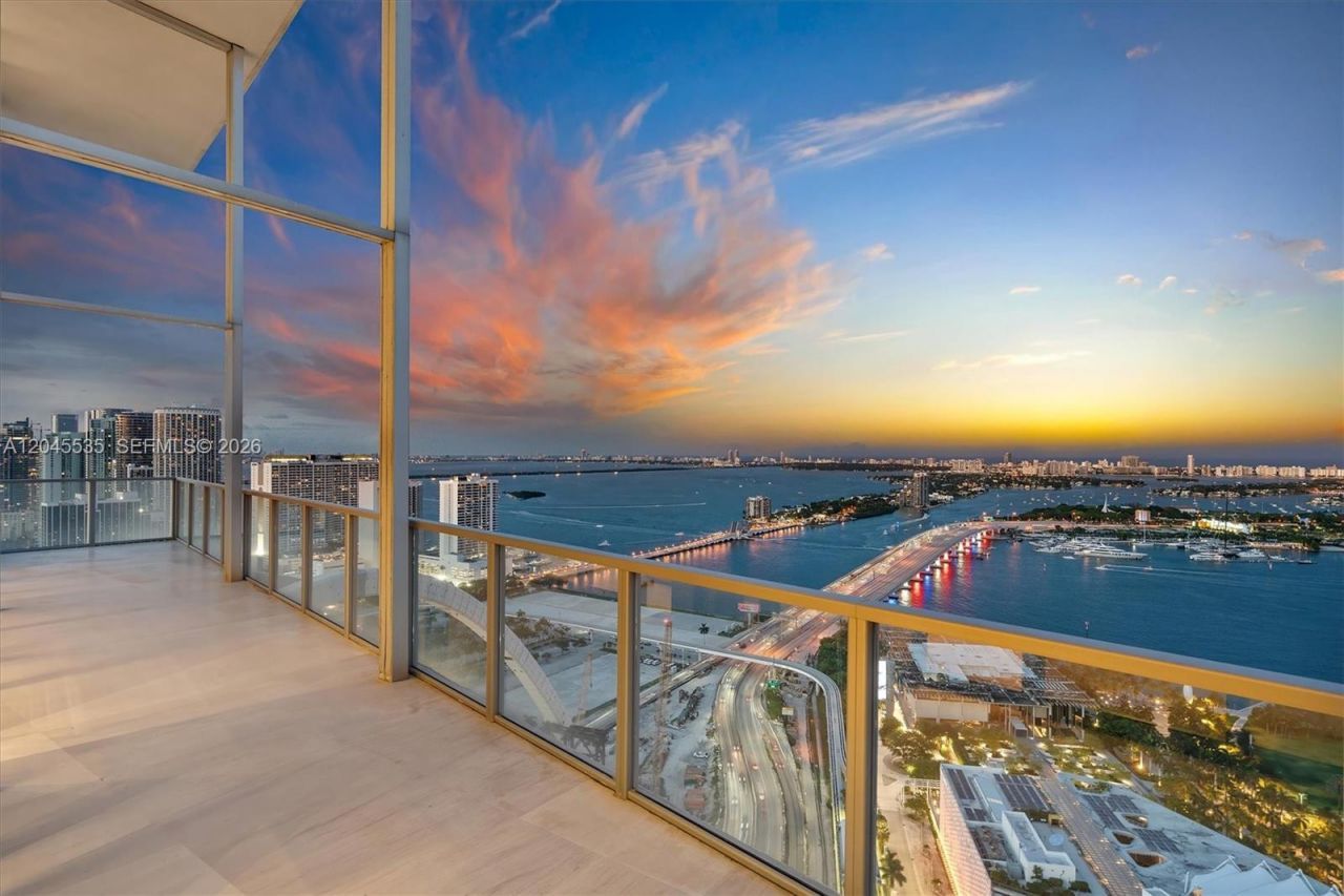 1100 Biscayne Blvd, Unit 3906, Miami, FL 33132 Photo