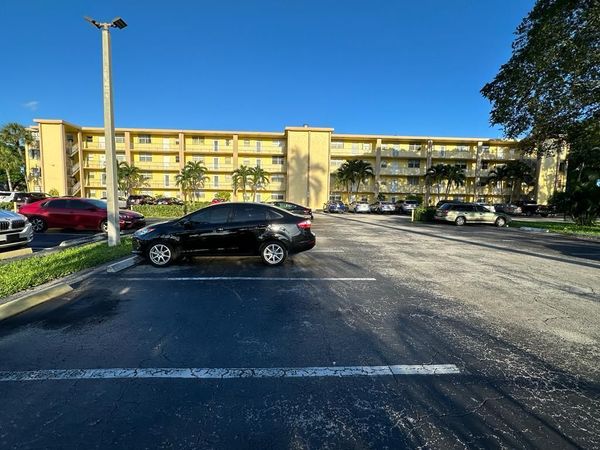 9949 Sandalfoot Boulevard, Unit Apt 533, Boca Raton, FL 33428