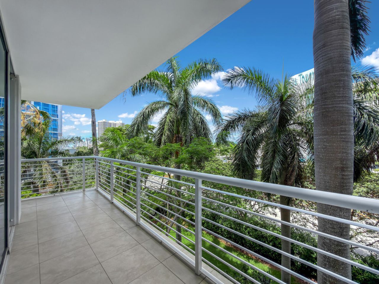 2831 N Ocean Boulevard, Unit 303n, Fort Lauderdale, FL 33308 Photo