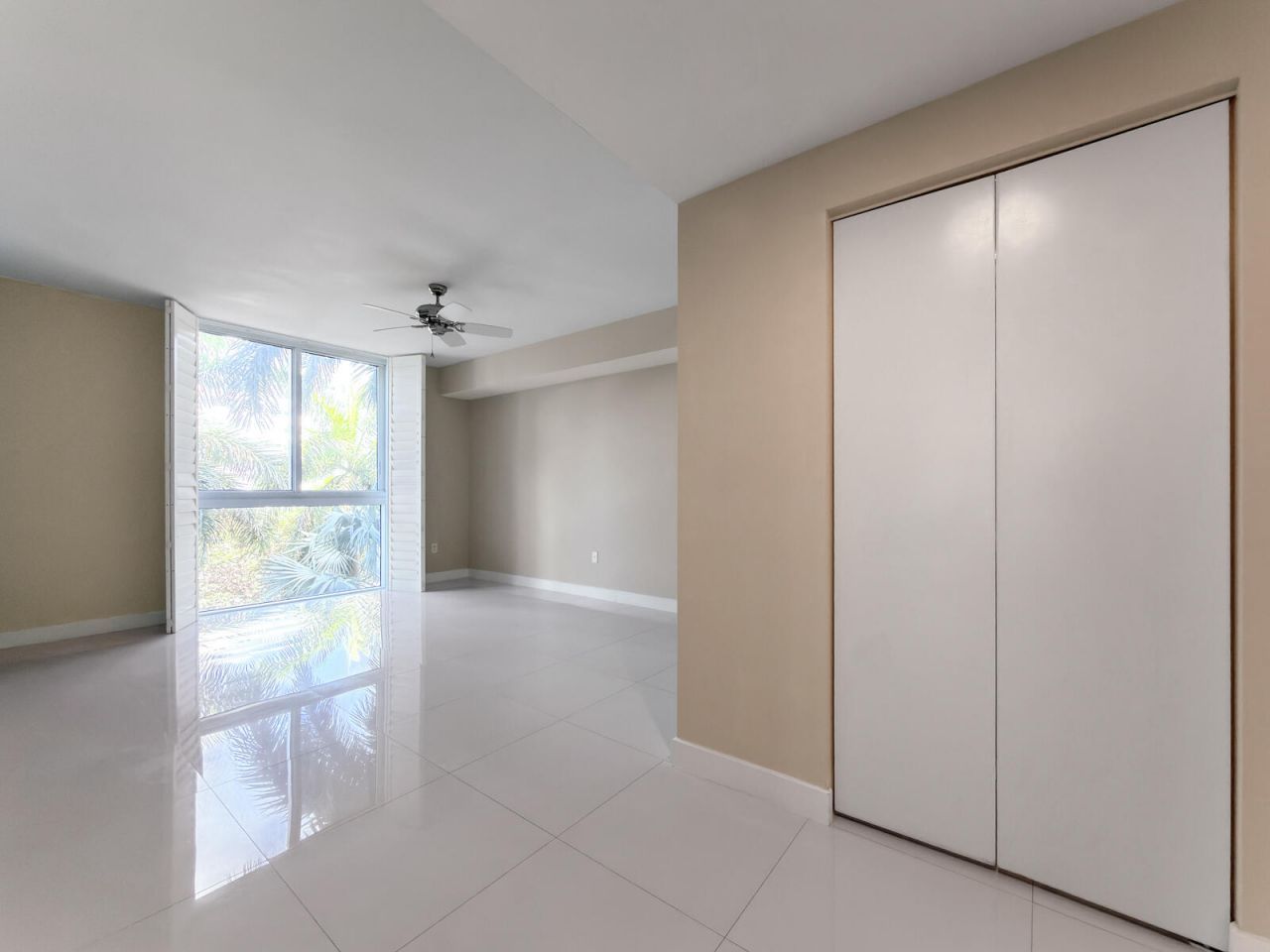 2831 N Ocean Boulevard, Unit 303n, Fort Lauderdale, FL 33308 Photo