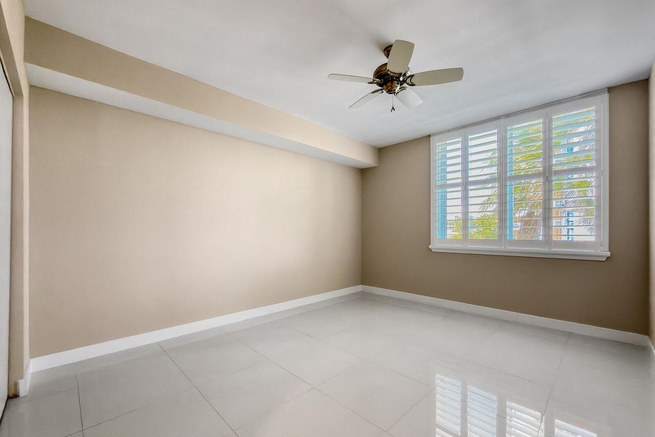 2831 N Ocean Boulevard, Unit 303n, Fort Lauderdale, FL 33308 Photo