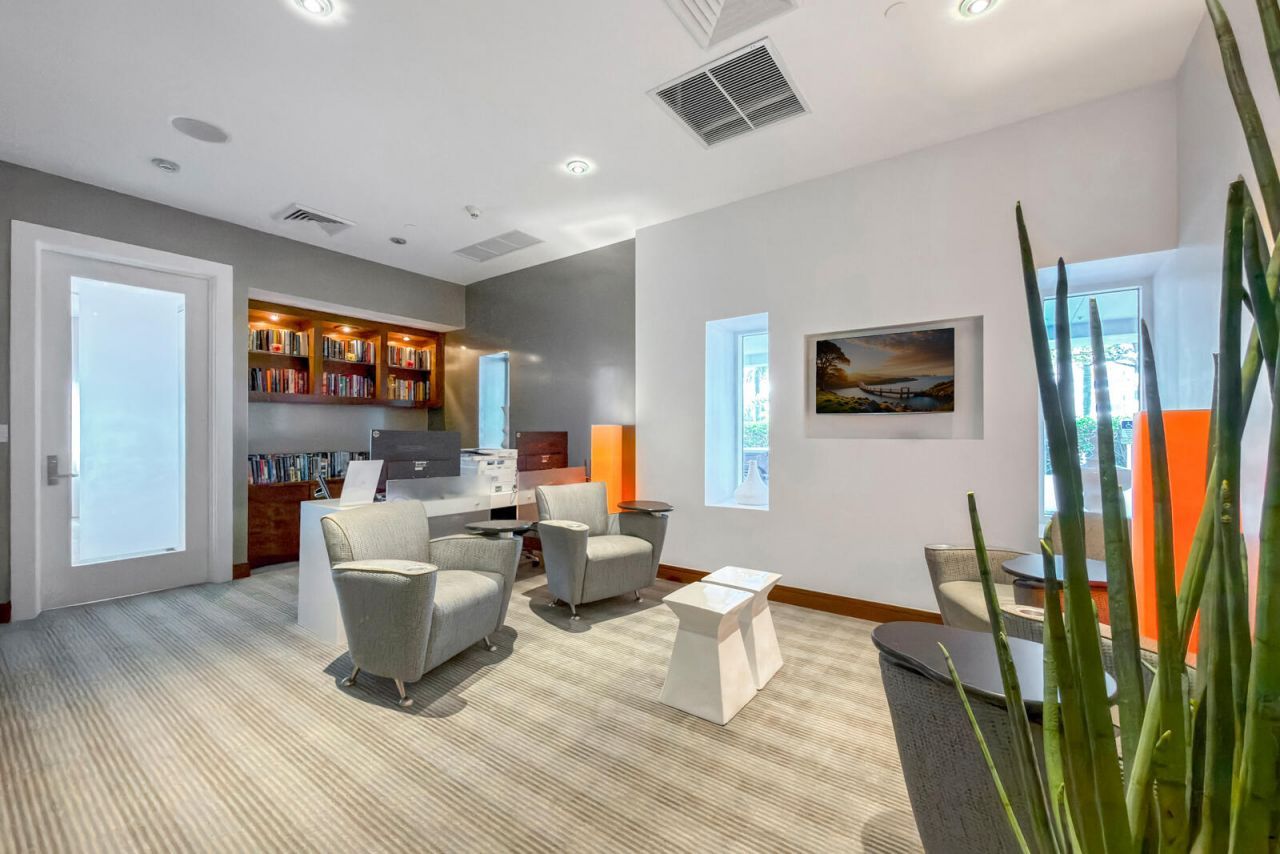 2831 N Ocean Boulevard, Unit 303n, Fort Lauderdale, FL 33308 Photo
