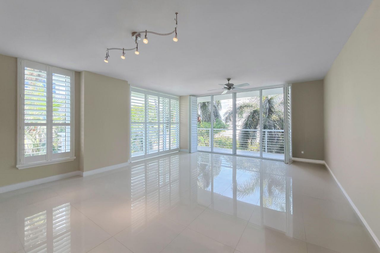 2831 N Ocean Boulevard, Unit 303n, Fort Lauderdale, FL 33308 Photo