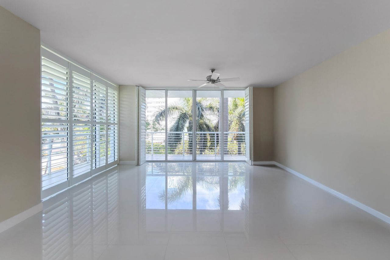 2831 N Ocean Boulevard, Unit 303n, Fort Lauderdale, FL 33308 Photo