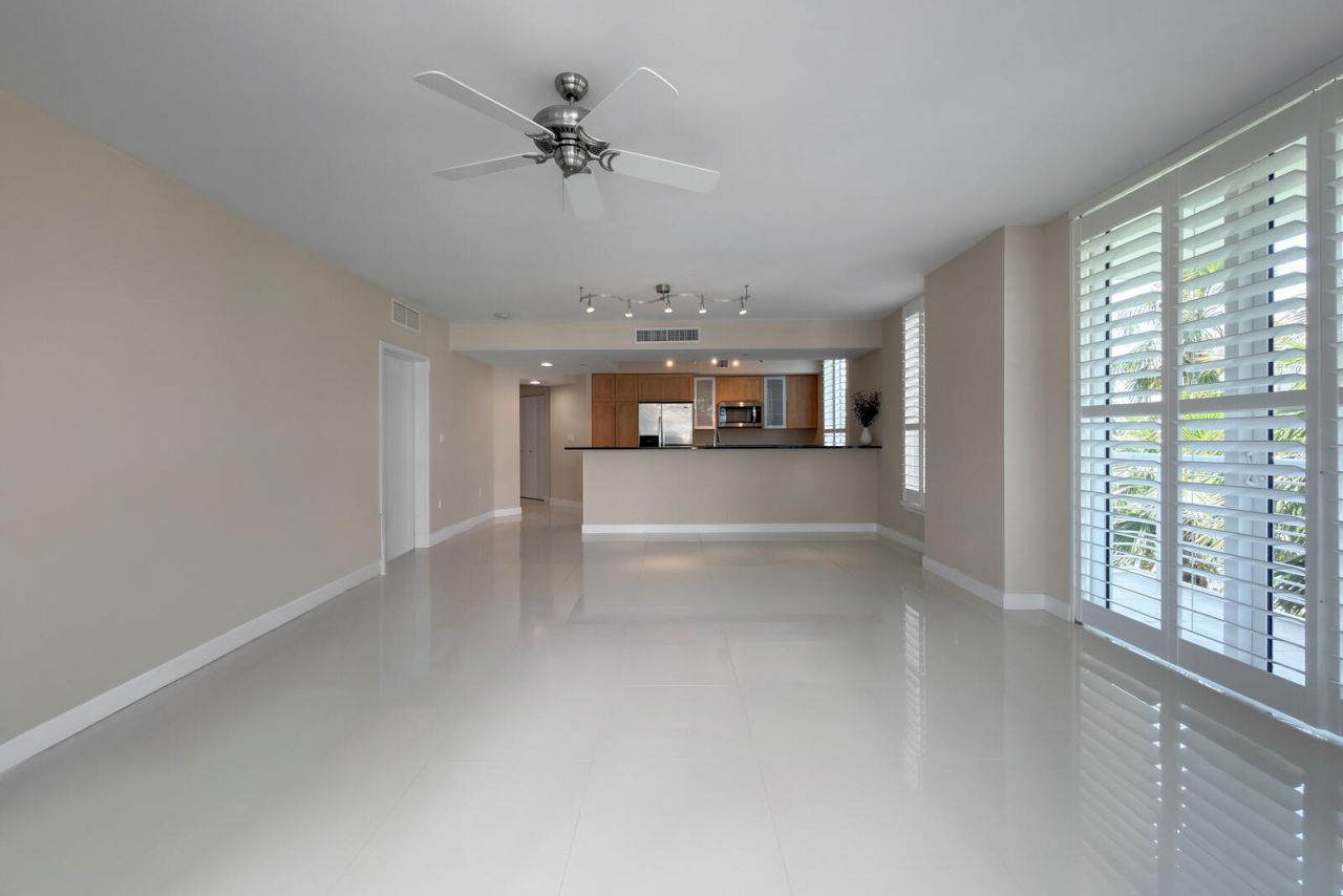 2831 N Ocean Boulevard, Unit 303n, Fort Lauderdale, FL 33308 Photo