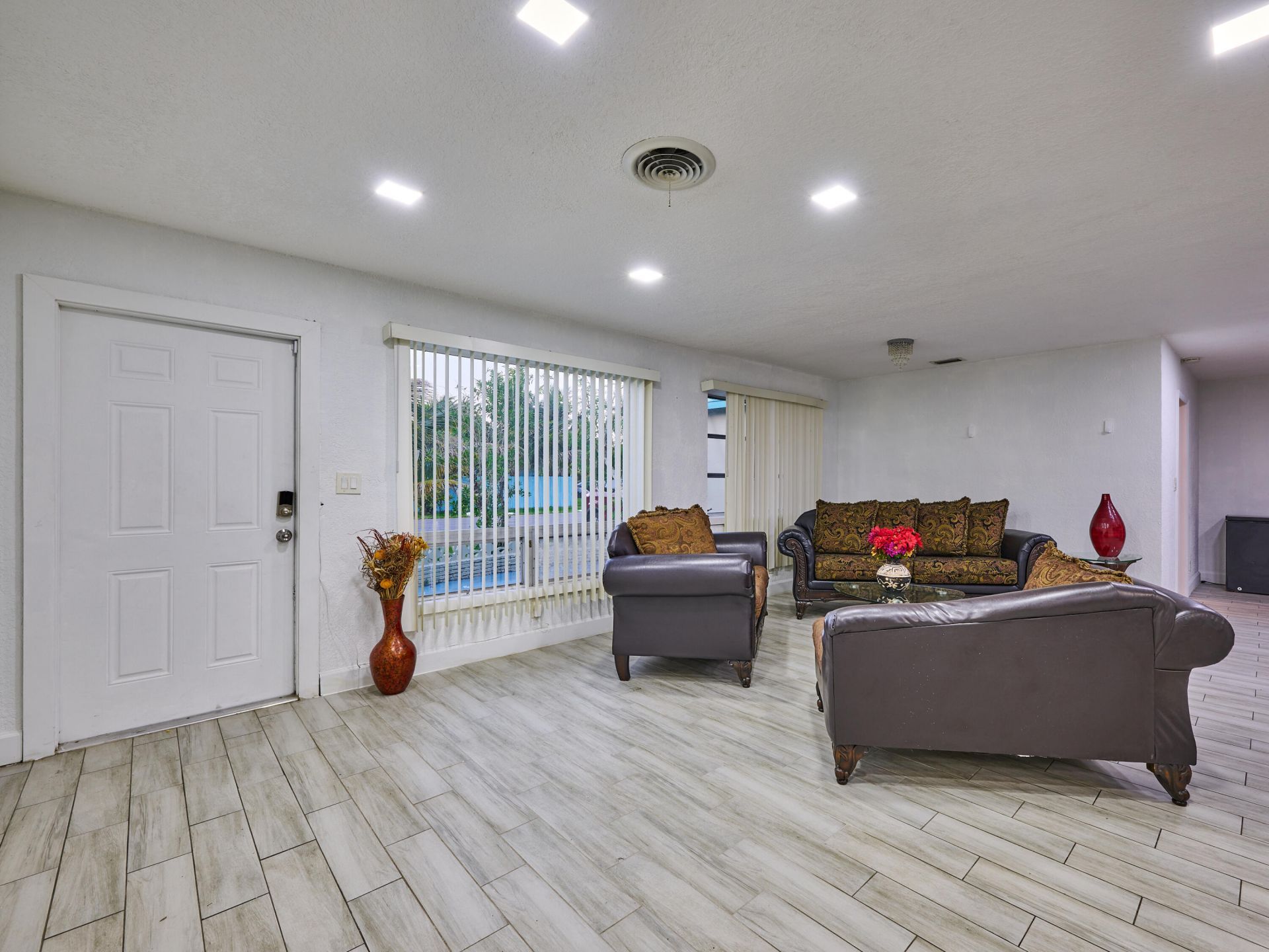 3515 NW 40th Street, Lauderdale Lakes, FL 33309 Photo
