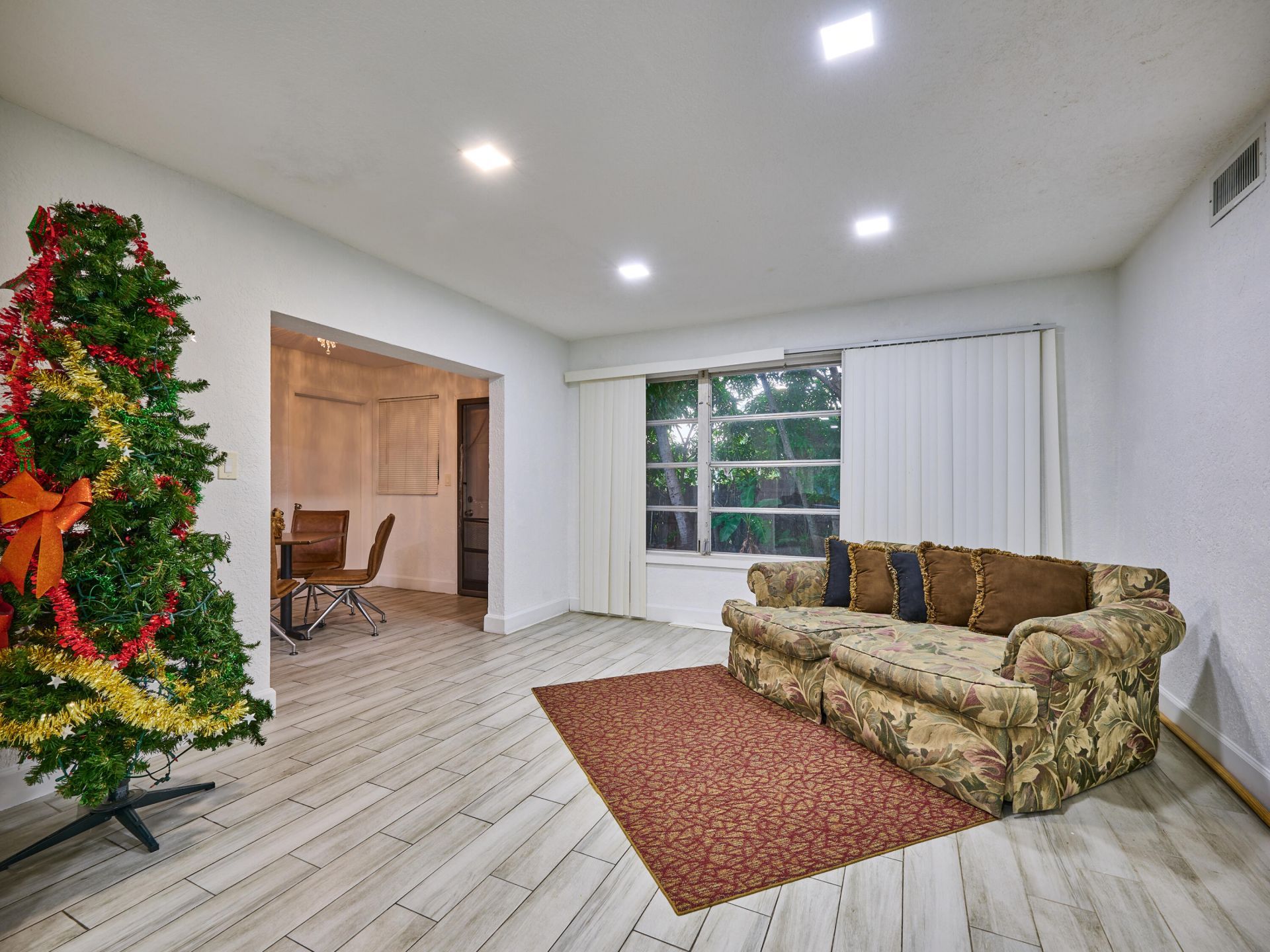 3515 NW 40th Street, Lauderdale Lakes, FL 33309 Photo