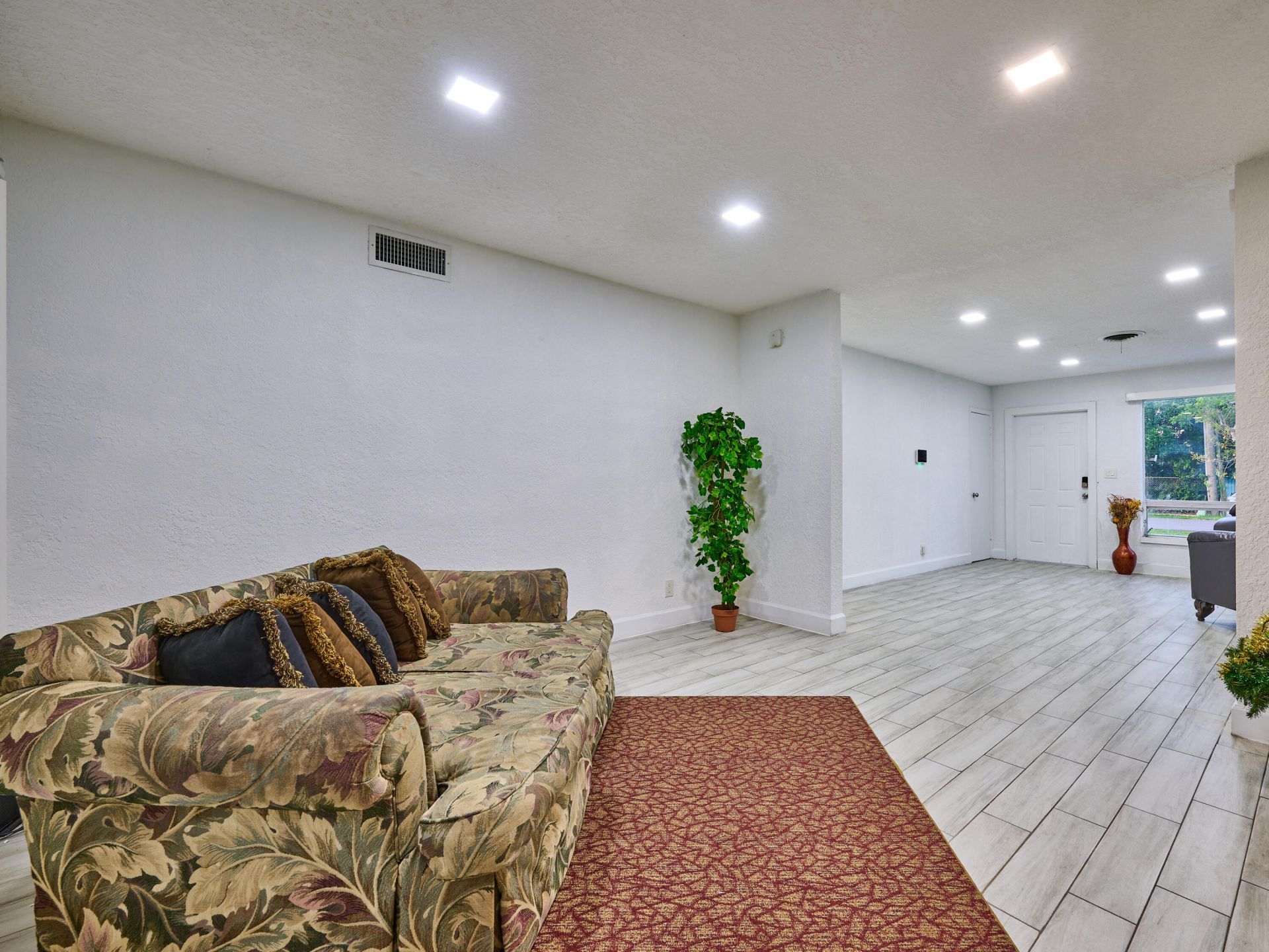 3515 NW 40th Street, Lauderdale Lakes, FL 33309 Photo