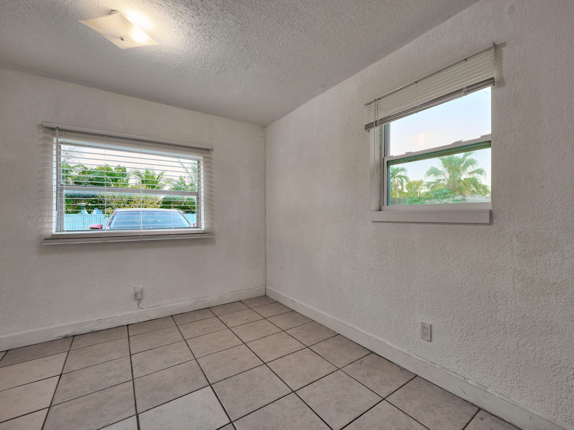 3515 NW 40th Street, Lauderdale Lakes, FL 33309 Photo