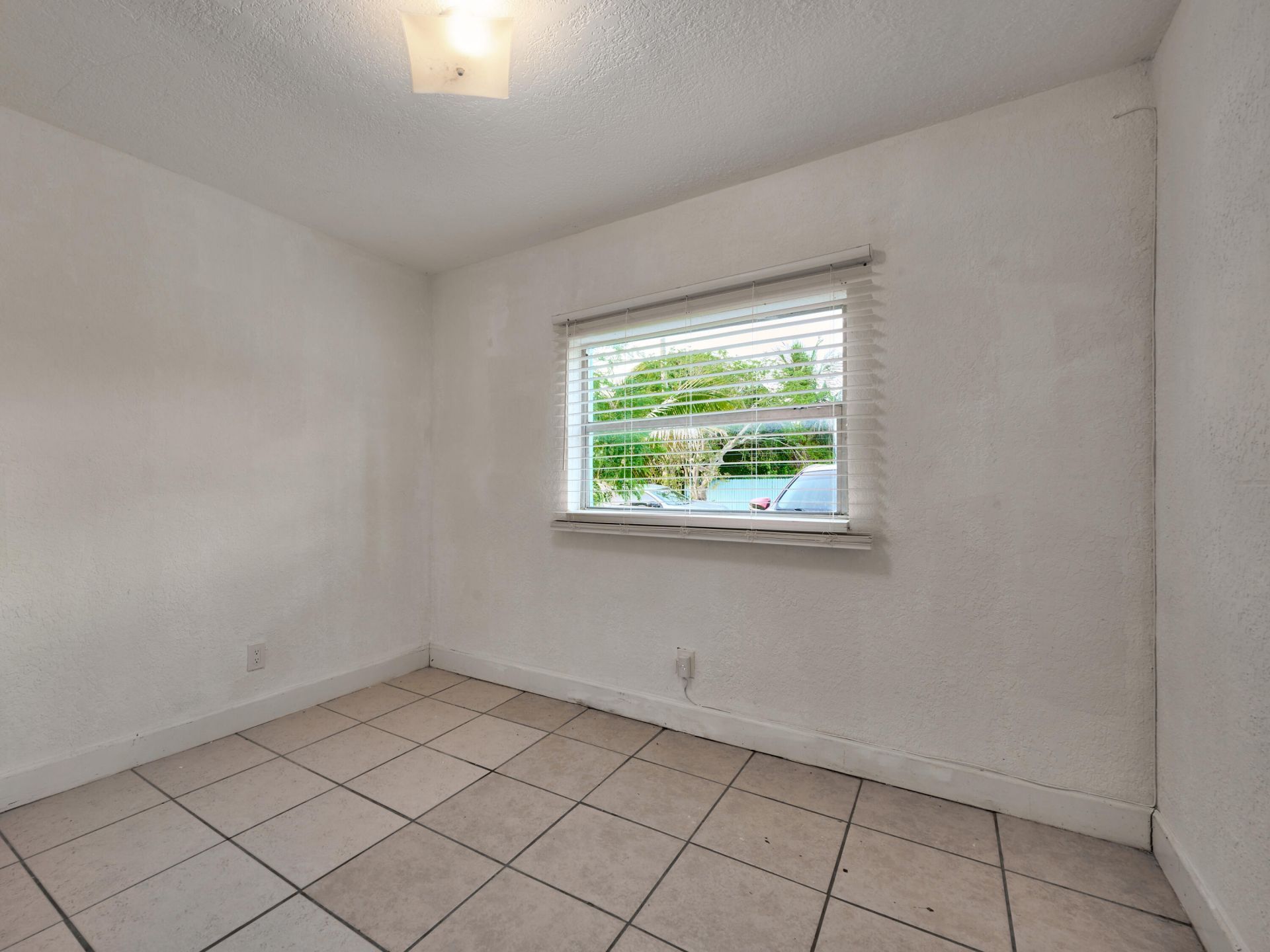 3515 NW 40th Street, Lauderdale Lakes, FL 33309 Photo