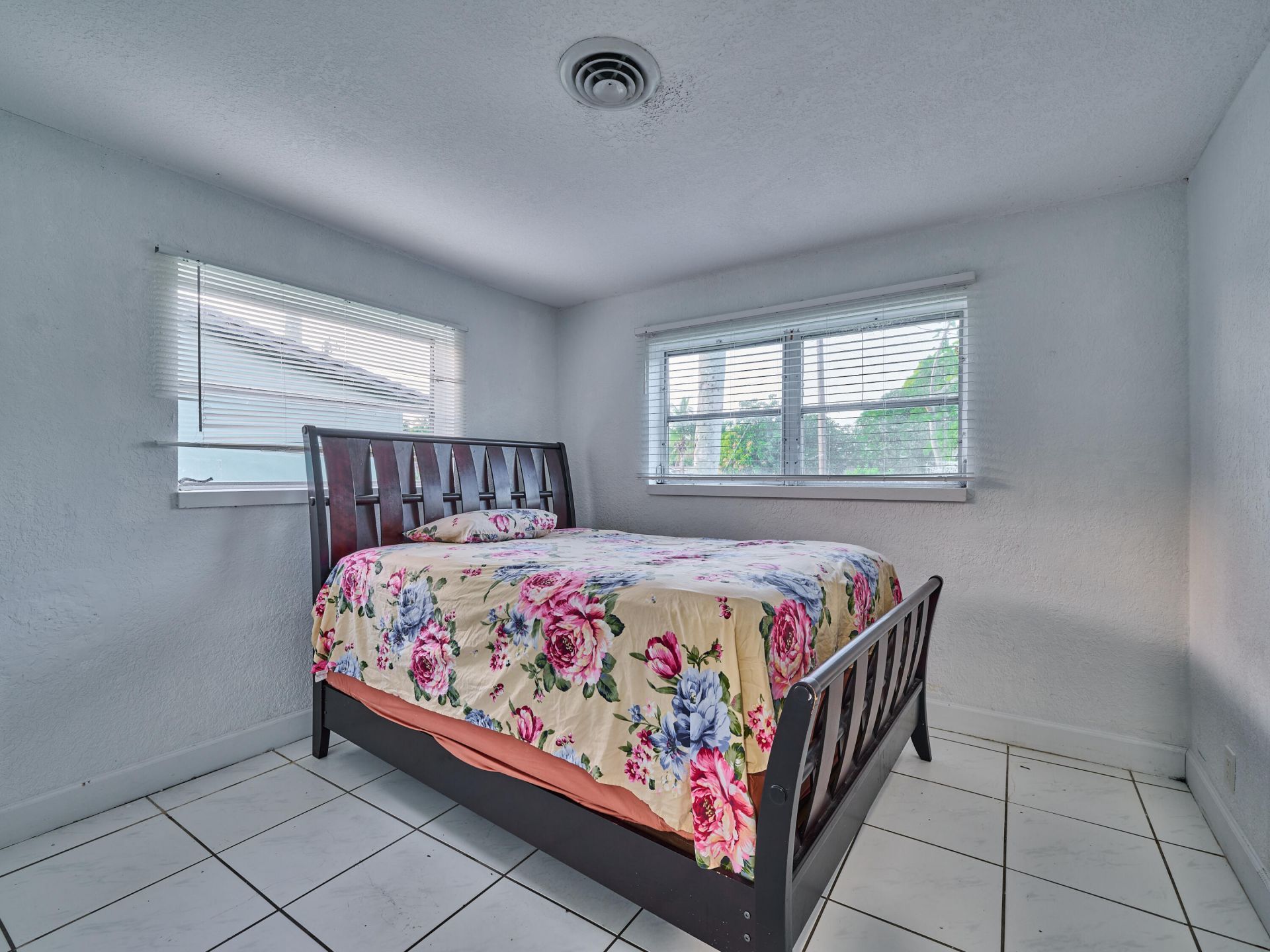 3515 NW 40th Street, Lauderdale Lakes, FL 33309 Photo