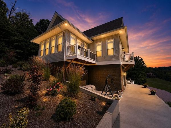 1071 Lake Katherine Road, Jackson, OH 45640