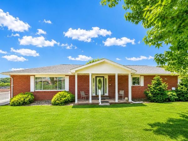 511 Debbie Drive, Gallipolis, OH 45631