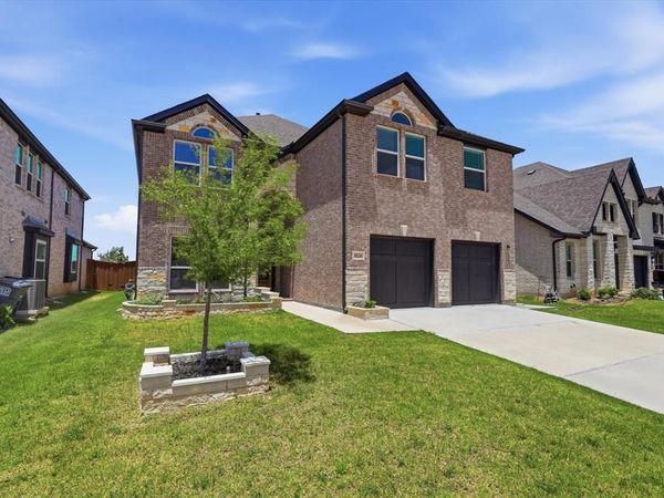 1824 Valencia Drive, Little Elm, TX 75068