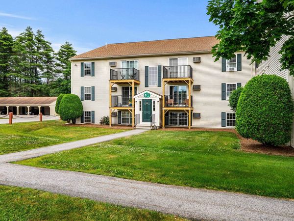 1202 White Cedar Boulevard, Portsmouth, NH 03801