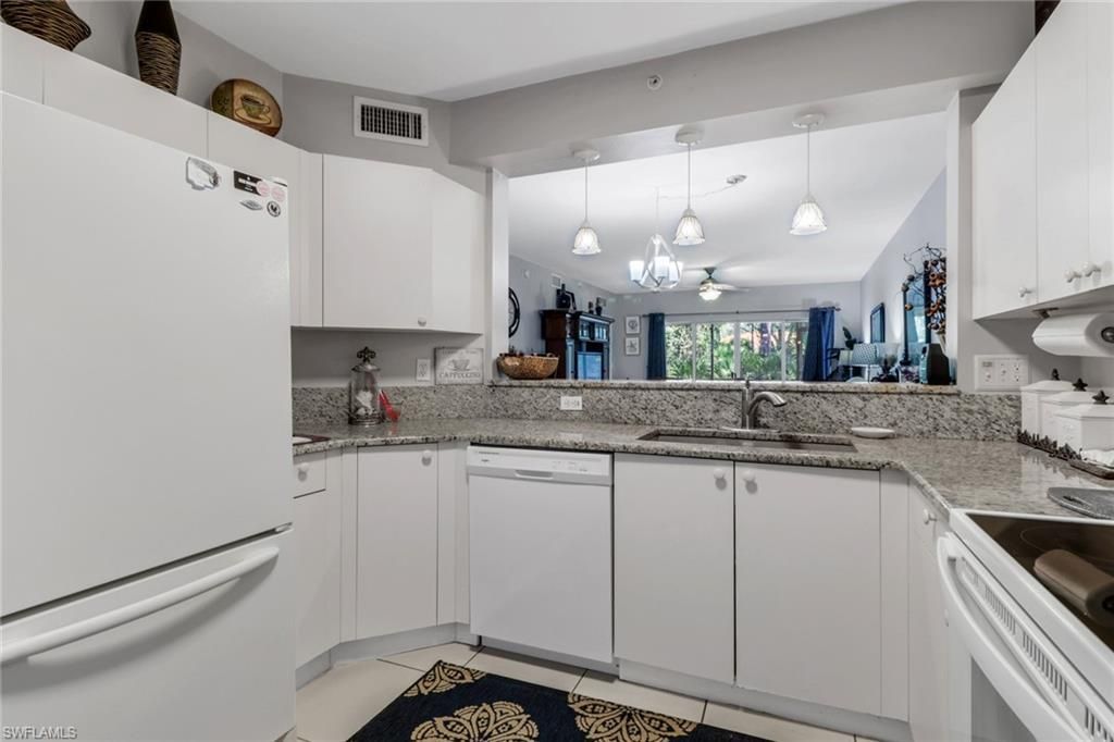 7823 Regal Heron Cir, Unit 105, Naples, FL 34104 Photo