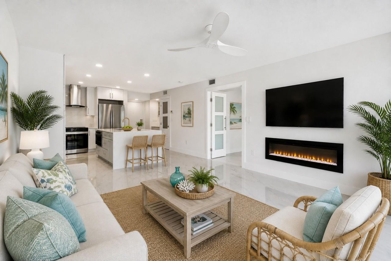 4900 Brittany Drive S, Unit 405, Saint Petersburg, FL 33715 Photo