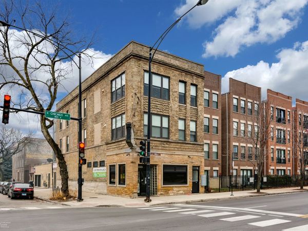 2301 W Chicago Avenue , Unit 3F, Chicago, IL 60622