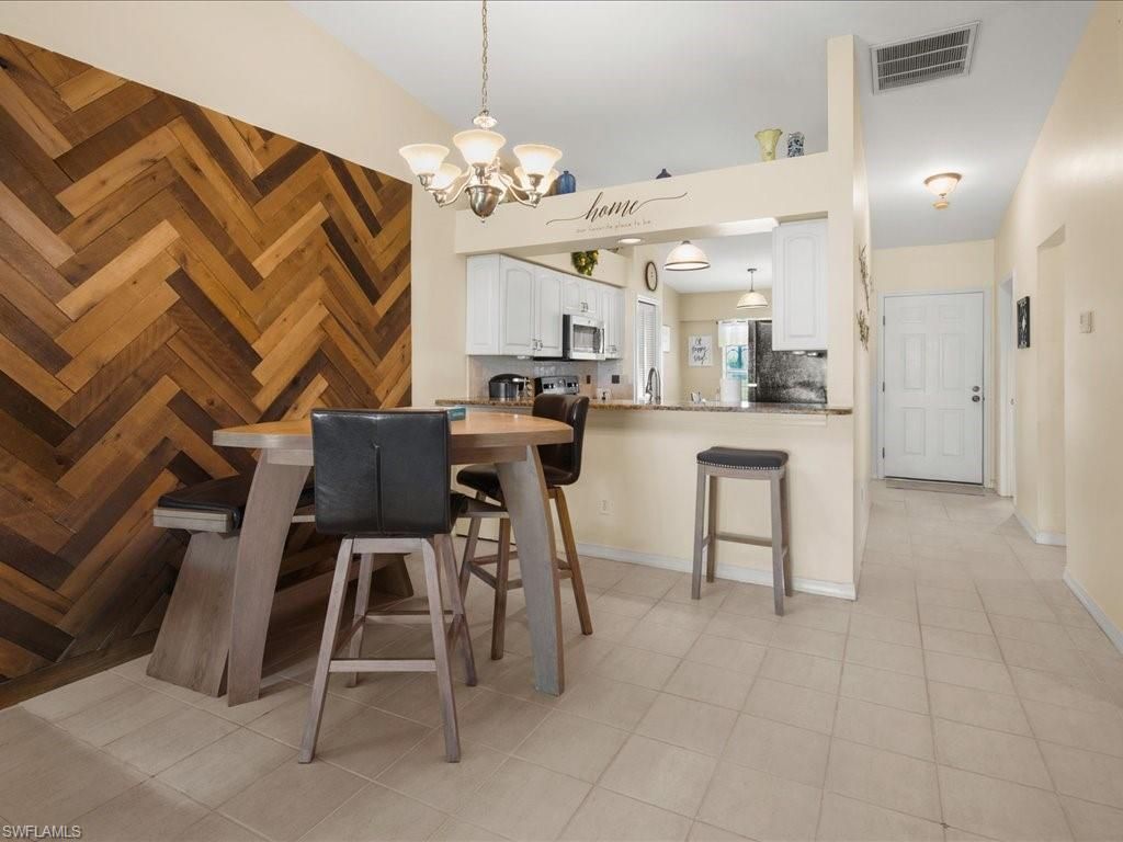 10188 Regent Cir, Unit 2802, Naples, FL 34109 Photo