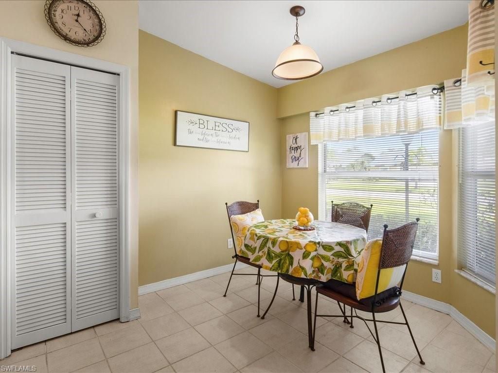 10188 Regent Cir, Unit 2802, Naples, FL 34109 Photo