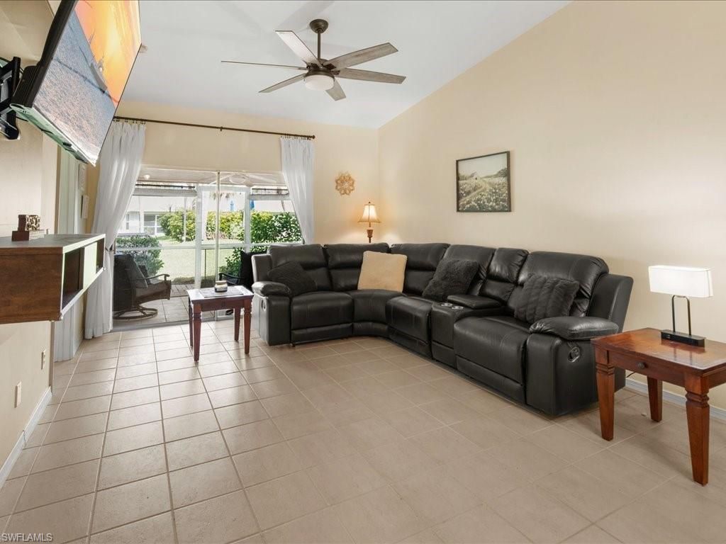 10188 Regent Cir, Unit 2802, Naples, FL 34109 Photo