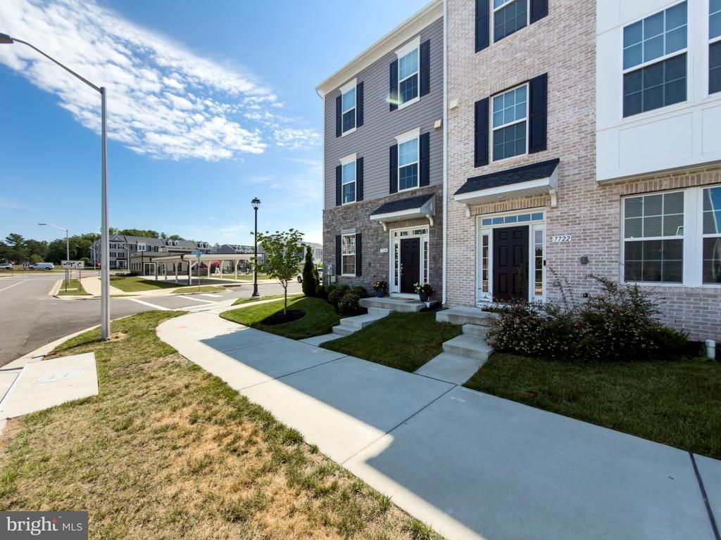 7720 PRESIDENTIAL PARKWAY , UPPER MARLBORO, MD 20774