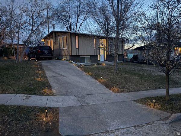 173 DURDHAM LN , Sandy, UT 84070