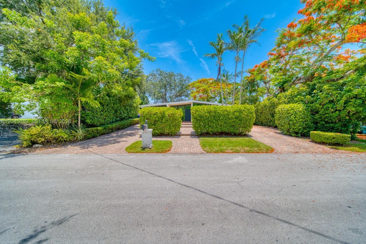 7055 SW 84th Ave, Miami, FL 33143 Photo