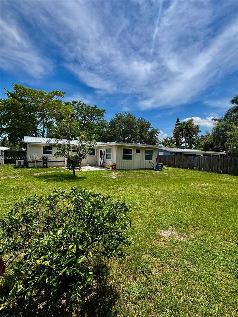 5809 Sullivan Rd , Jupiter, FL 33458 Photo