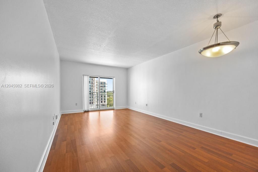 50 Menores Ave, Unit 805, Coral Gables, FL 33134 Photo