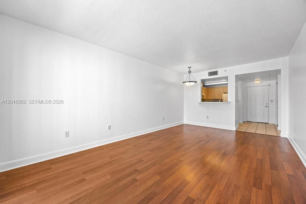 50 Menores Ave, Unit 805, Coral Gables, FL 33134 Photo