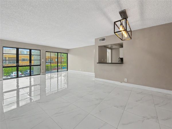 14203 SW 66th St , Unit 103, Miami, FL 33183