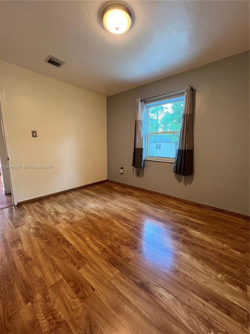 4775 SW 6th St , Miami, FL 33134 Photo