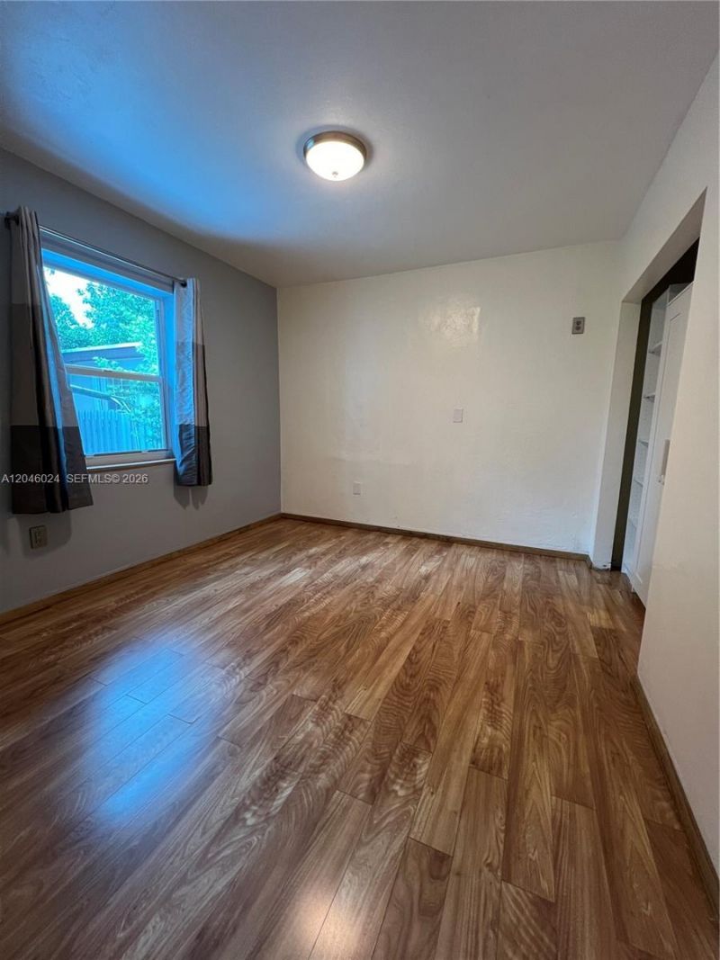 4775 SW 6th St , Miami, FL 33134 Photo