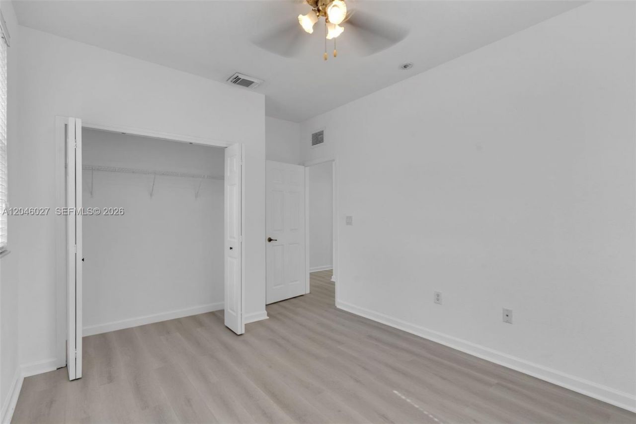 8165 NW 108th Ave, Doral, FL 33178 Photo