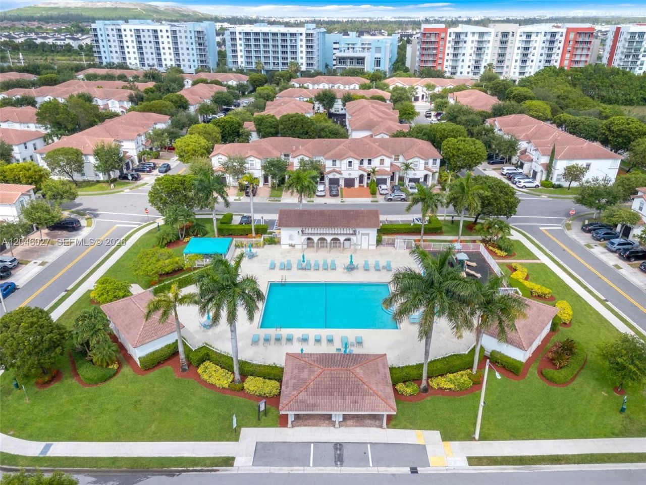 8165 NW 108th Ave, Doral, FL 33178 Photo