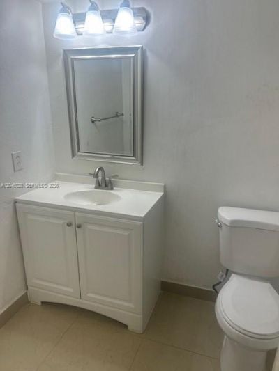 10395 N Kendall Dr , Unit V4, Miami, FL 33176 Photo