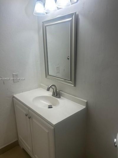 10395 N Kendall Dr , Unit V4, Miami, FL 33176 Photo
