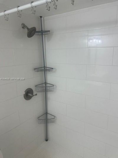 10395 N Kendall Dr , Unit V4, Miami, FL 33176 Photo