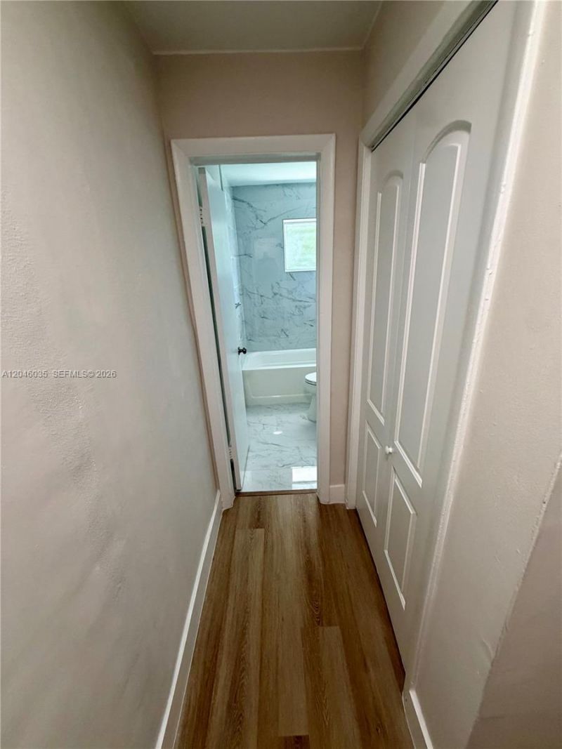 11344 SW 2 St , Unit FRONT, Sweetwater, FL 33174 Photo