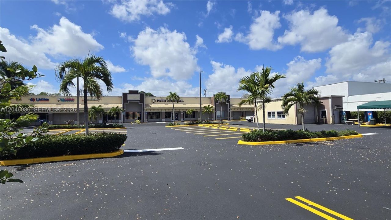17560 NW 27 Av, Unit 124, Miami Gardens, FL 33056 Photo