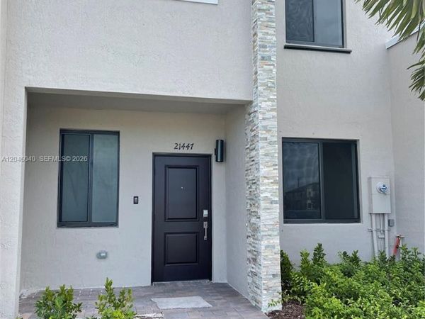 21447 NE 2nd Pl, Miami, FL 33179