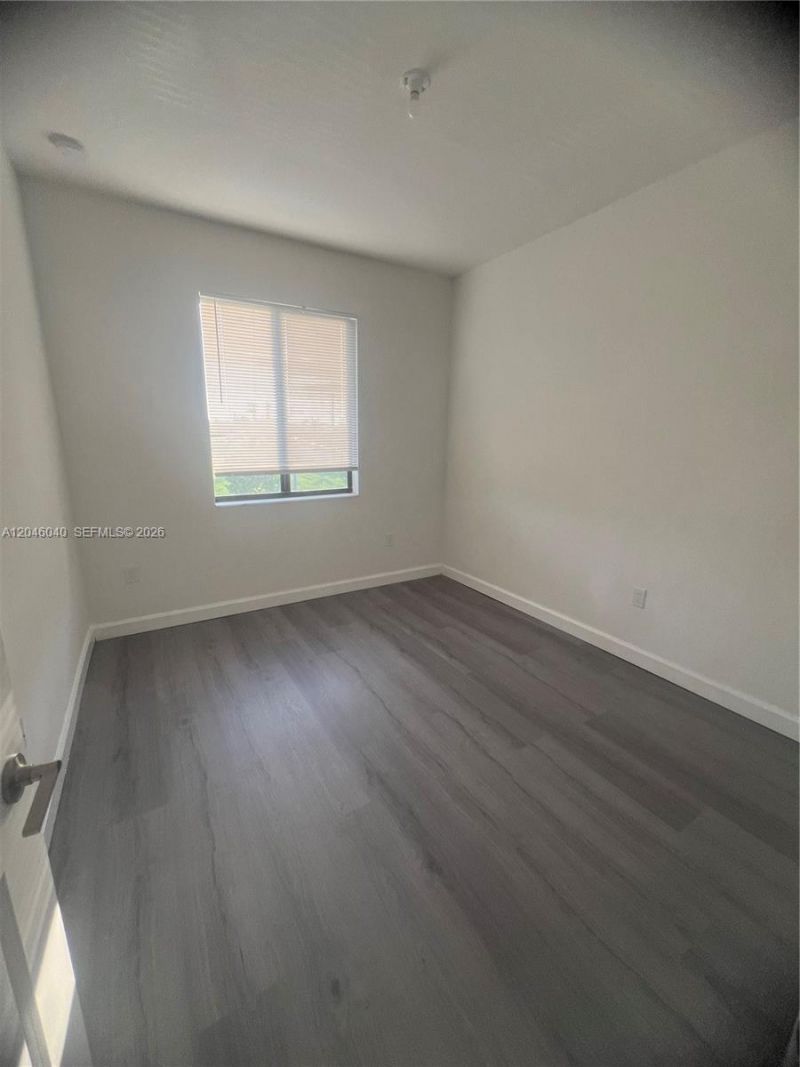21447 NE 2nd Pl, Miami, FL 33179 Photo
