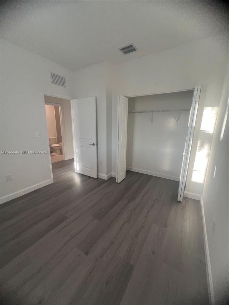21447 NE 2nd Pl, Miami, FL 33179 Photo