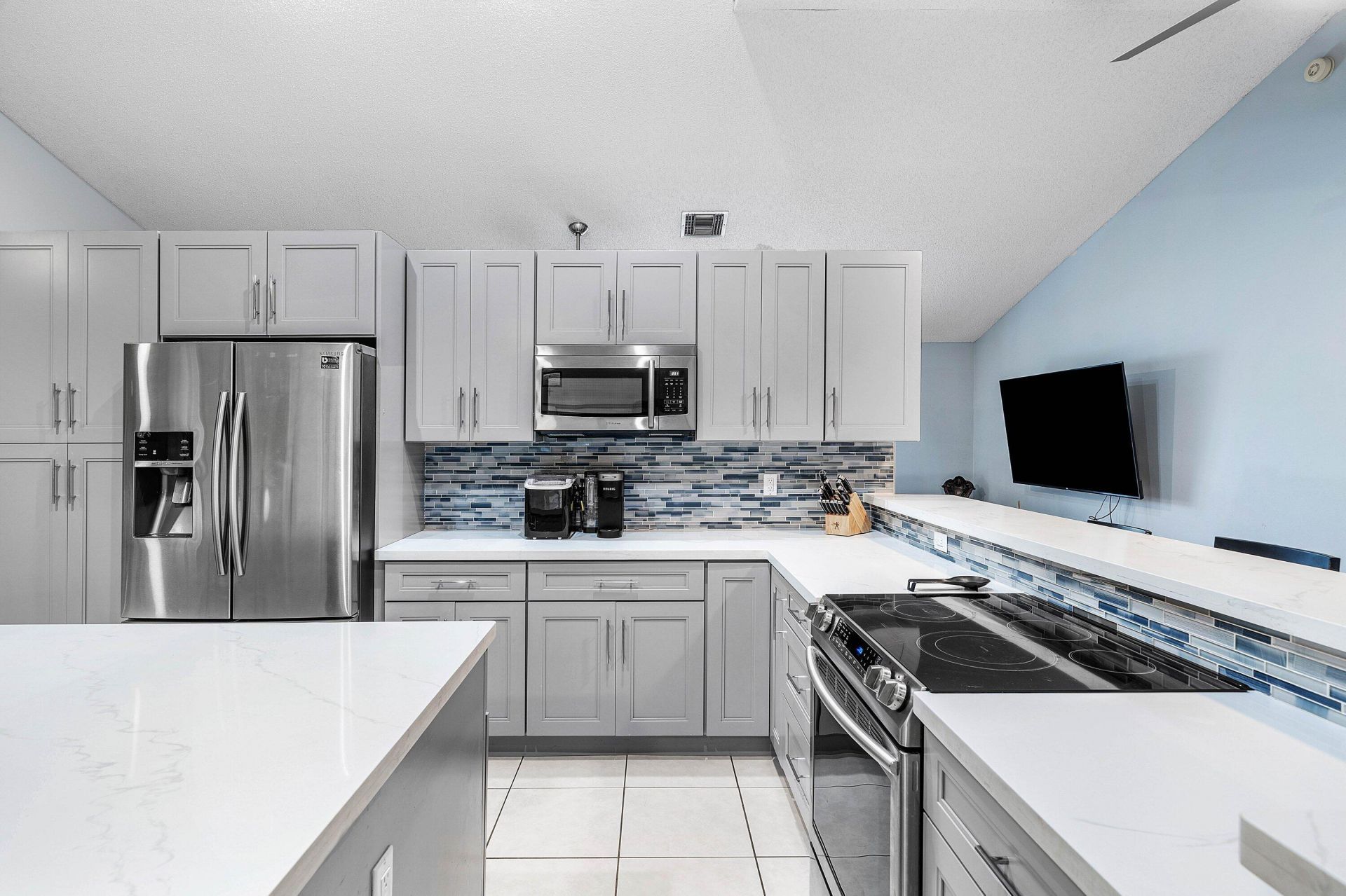 5781 Laurel Green Circle, Boynton Beach, FL 33437 Photo