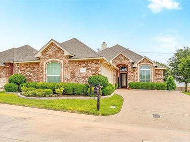 11624 Virginia Way Court, Fort Worth, TX 76008